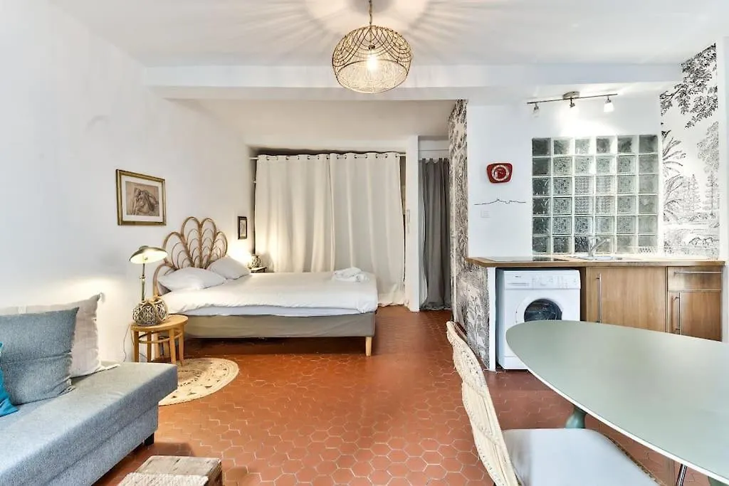 Charmant Studio Dans Le Quartier Du Panier Marsella Apartamento