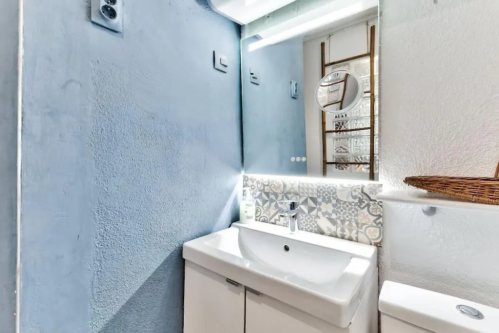 Apartment Charmant Studio Dans Le Quartier Du Panier Marseille